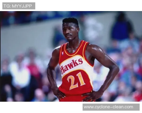 尼克斯裁掉前锋洛夫：幕后真相与未来展望